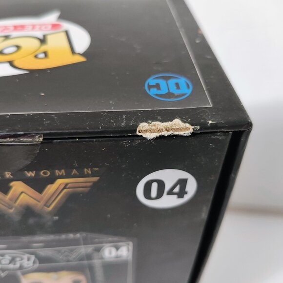 Pop! Die-Cast - Wonder Woman #04 - Funko Exclusive - Picture 5 of 8
